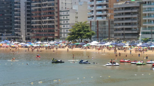 Sombreamento pode causar inúmeros impactos negativos para as praias. Prefeitura de Guarapari tem 30 dias para apresentar estudo detalhado de construções nas orlas.
